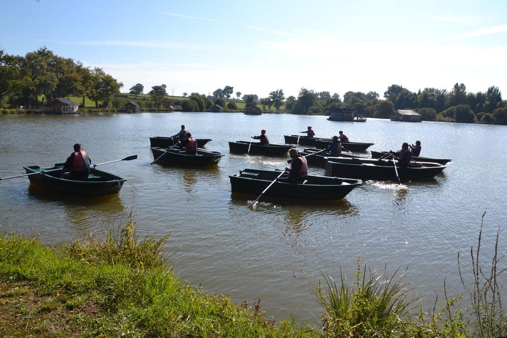 Village Flottant De Pressac מראה חיצוני תמונה