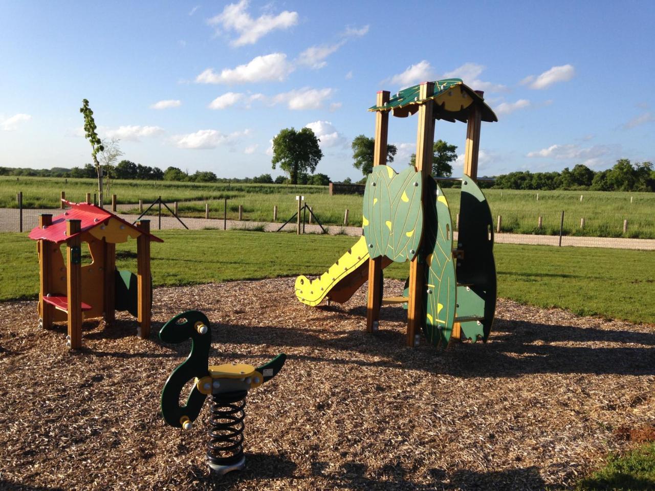 Village Flottant De Pressac מראה חיצוני תמונה